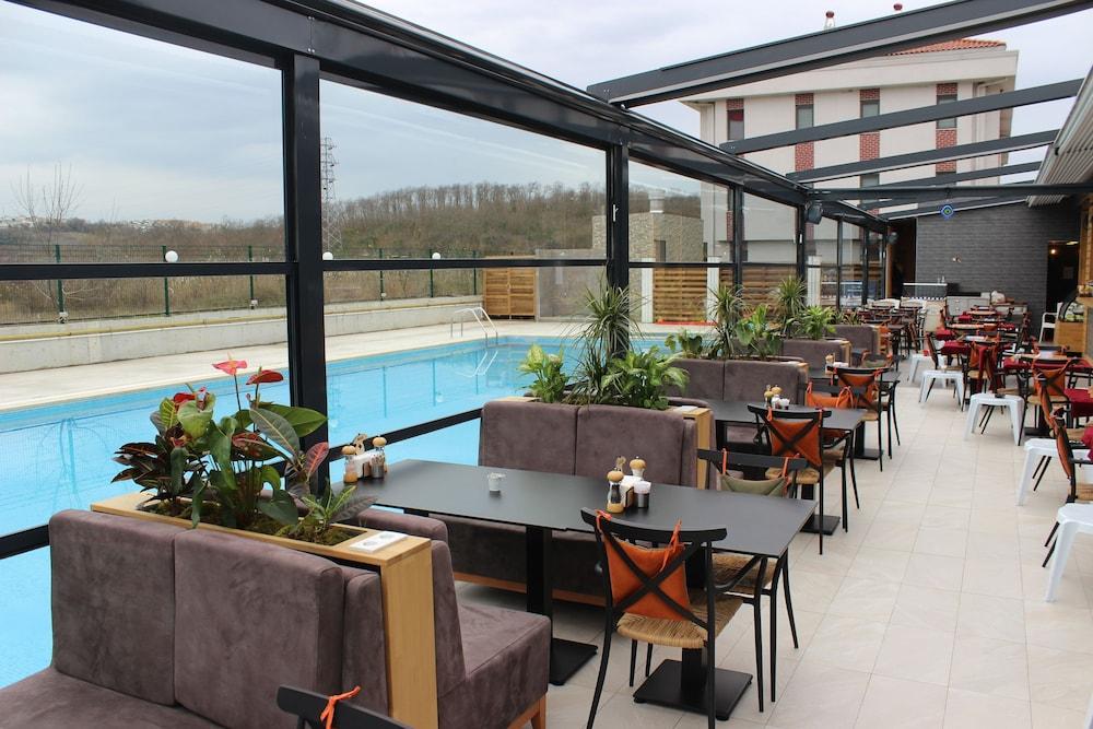 Ucar Royal Hotel Ve Konferans Salonu Ağva Εξωτερικό φωτογραφία